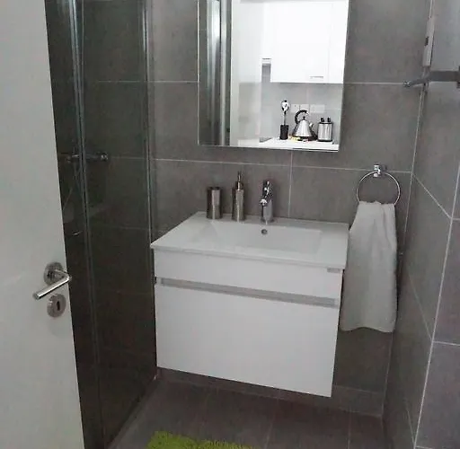 Lejlighed Lazuli Sea View-beachfront Ap 405 Larnaca